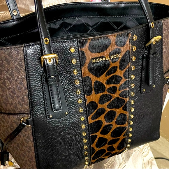 New Michael Kors Bag - Picture 3 of 4